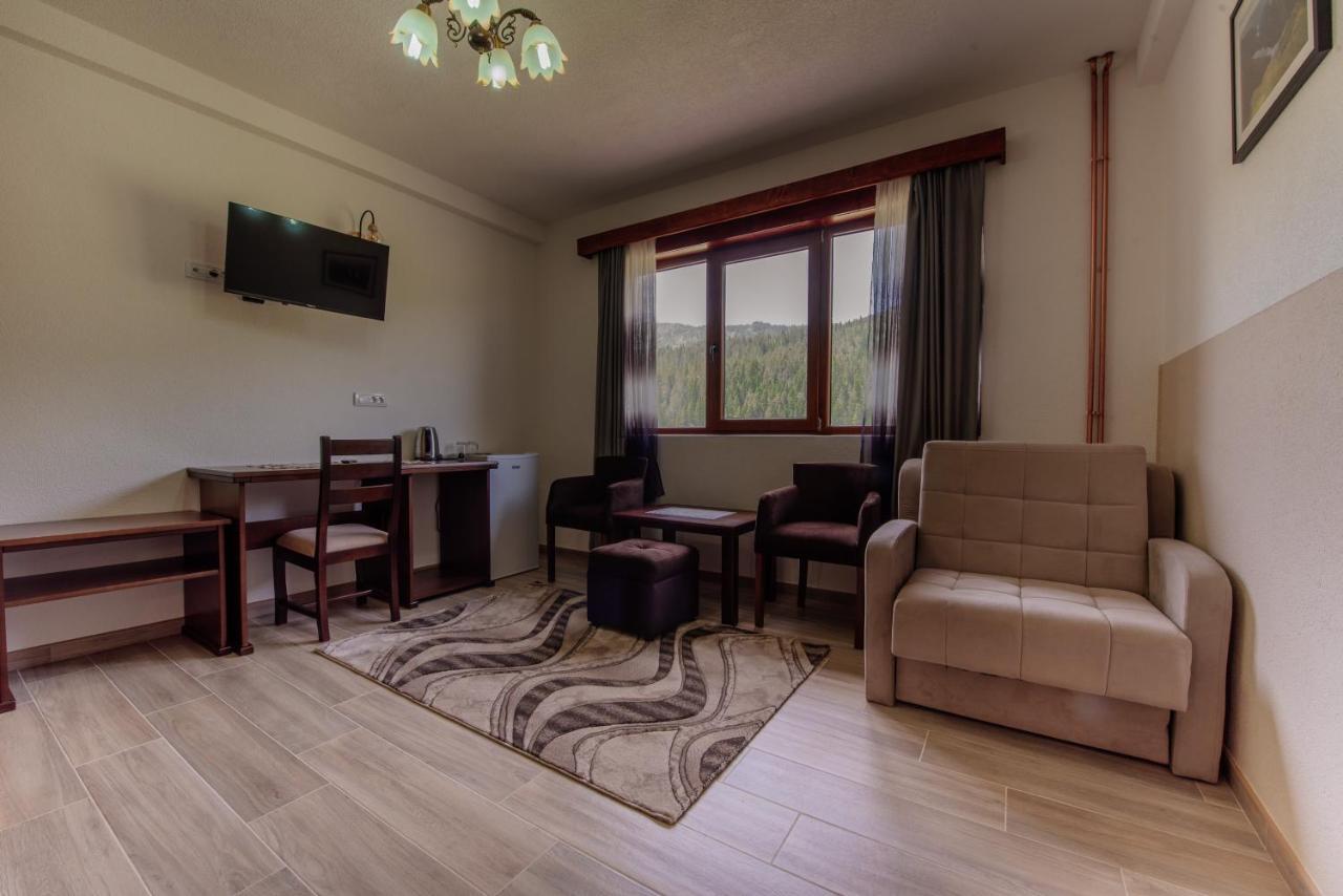 Etno Selo Zminica Hotel Žabljak Екстериор снимка