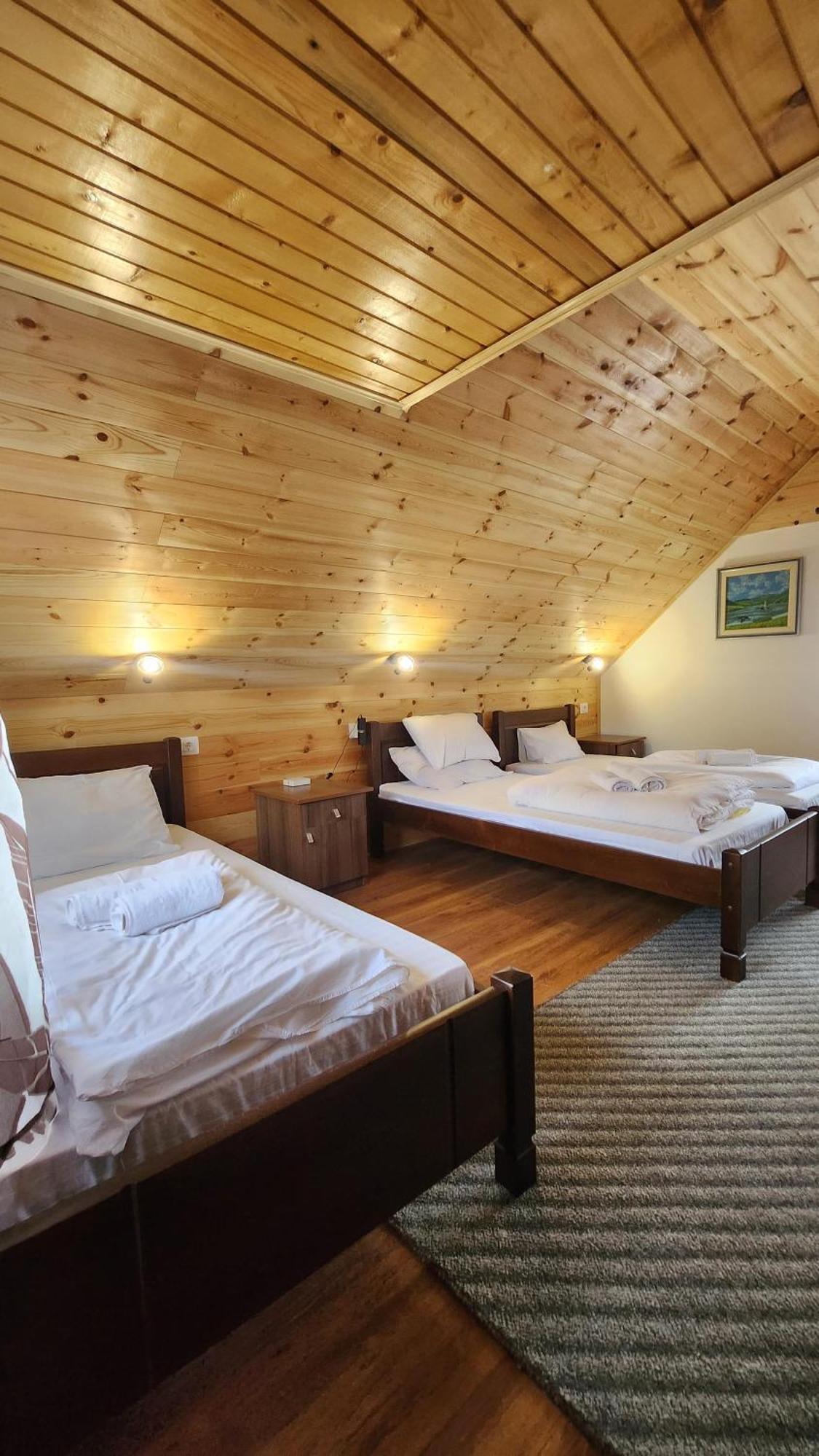 Etno Selo Zminica Hotel Žabljak Стая снимка