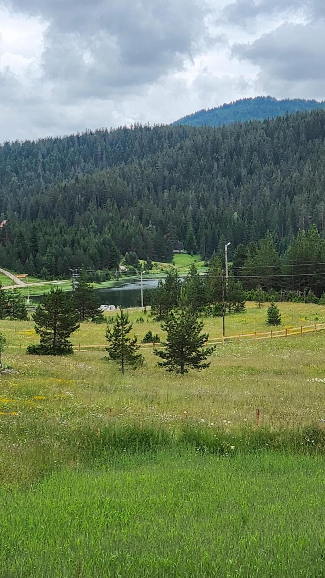Etno Selo Zminica Hotel Žabljak Стая снимка