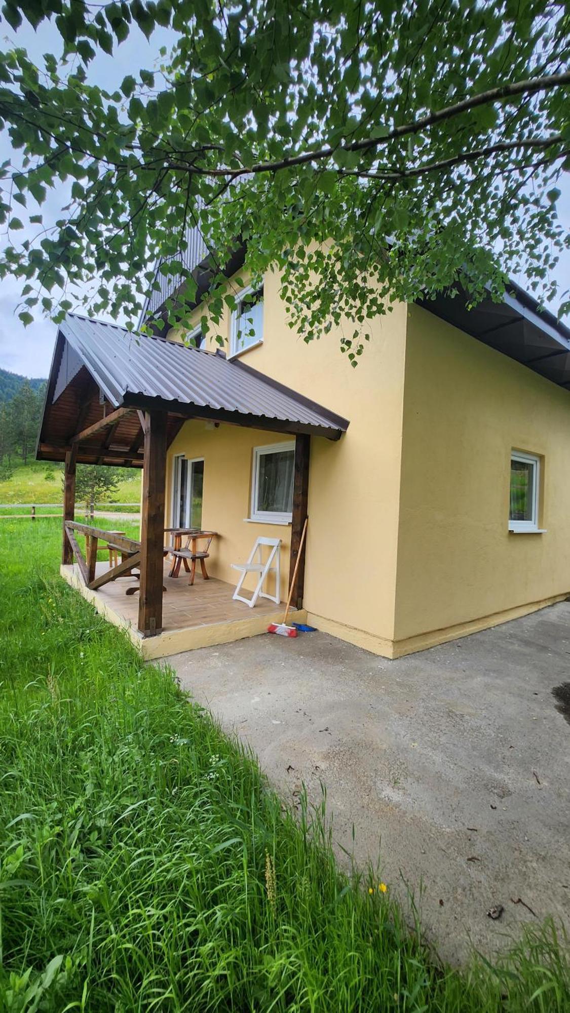 Etno Selo Zminica Hotel Žabljak Стая снимка