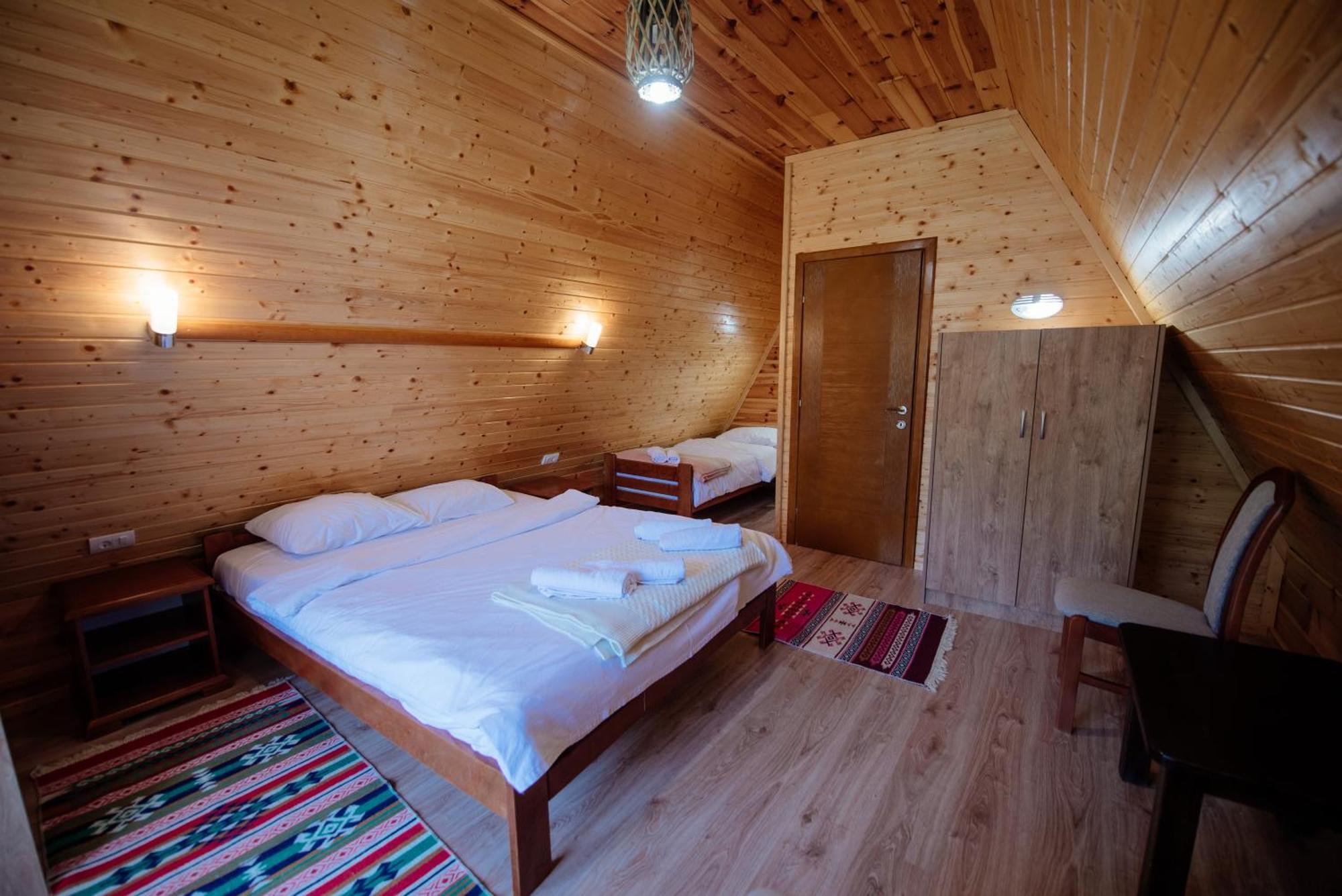 Etno Selo Zminica Hotel Žabljak Стая снимка